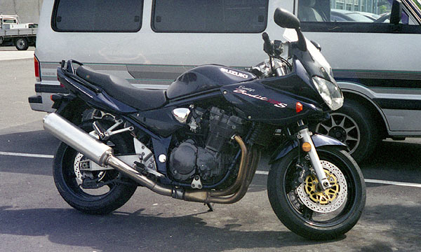 Suzuki Bandit 1200 motorcycle, Christchurch City. Yashica Electro 35